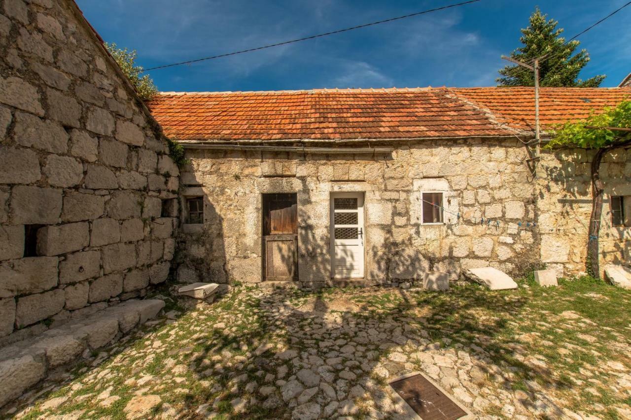 Holiday Home Godinj Donje Rascane Extérieur photo