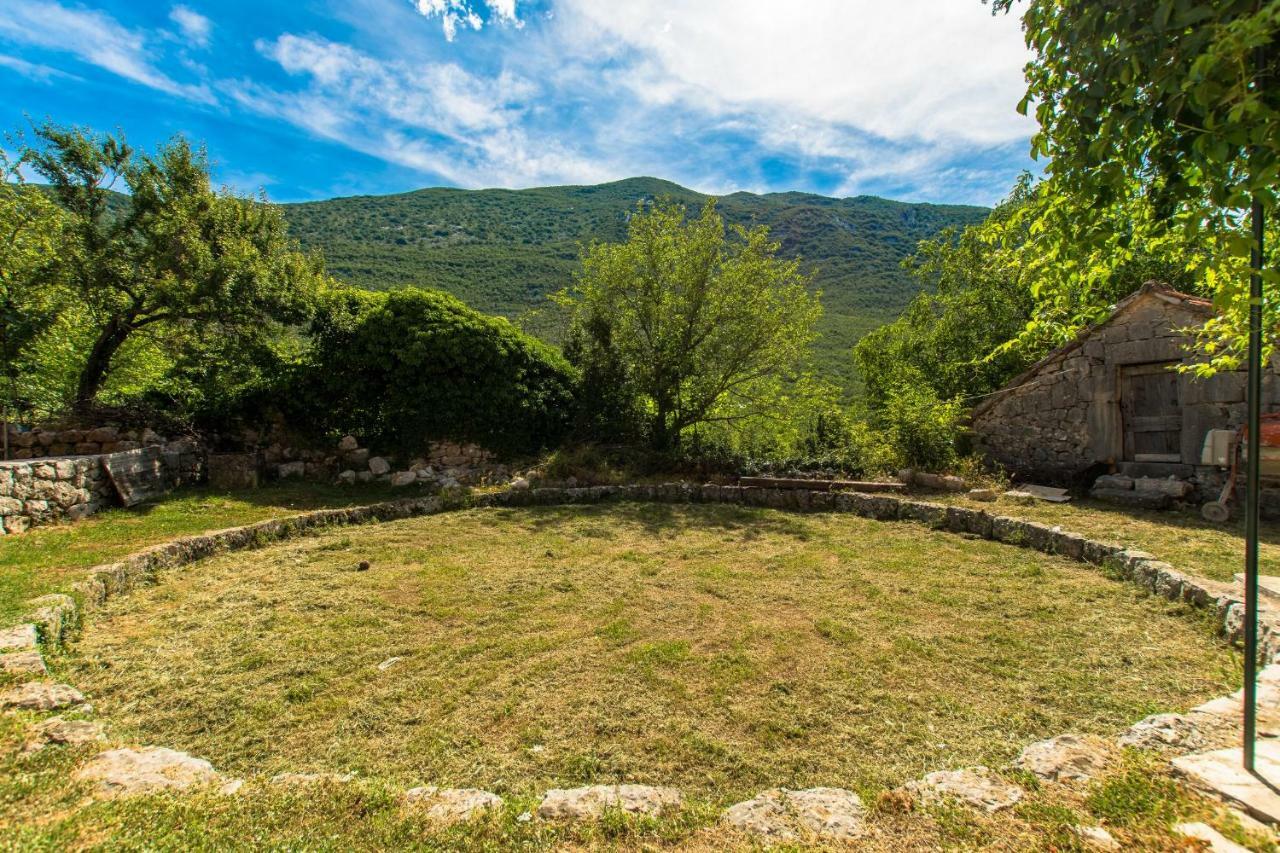 Holiday Home Godinj Donje Rascane Extérieur photo